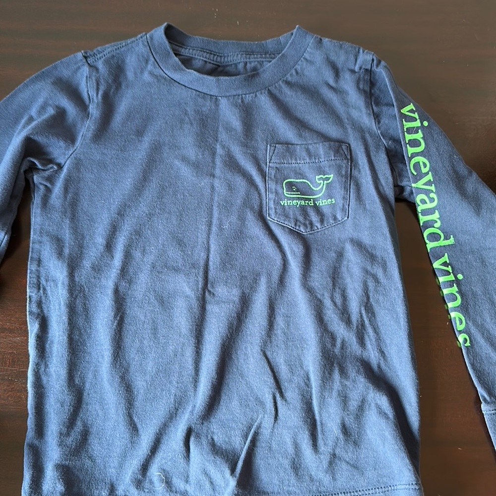 EUC Vineyard vines glow in the dark long sleeve